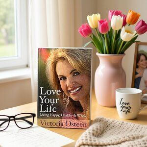 Victoria Osteen - Love Your Life (Hard cover)